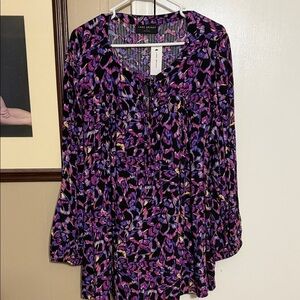 Lane Bryant. NWT gorgeous spring Blouse size 22